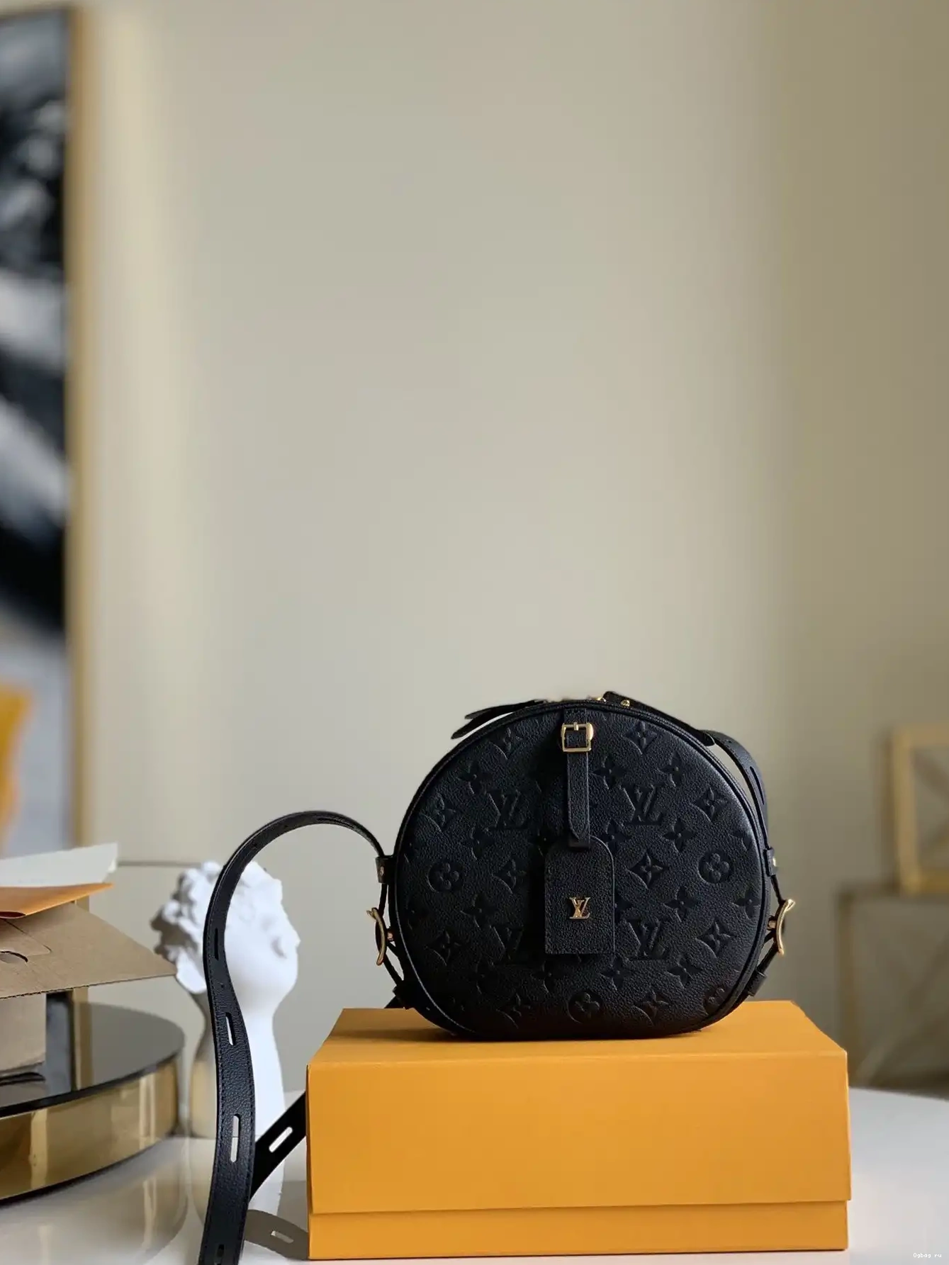 CHAPEAU LOUIS MM BOITE SOUPLE VUITTON 0627